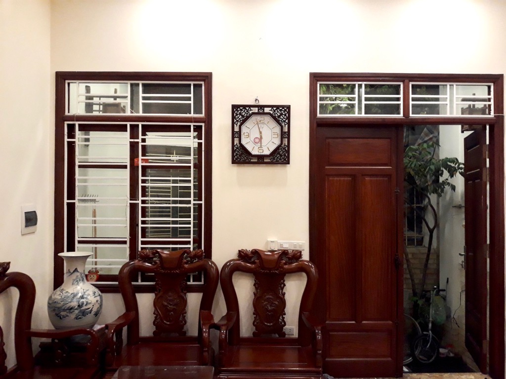 Bán nhà khu vực Long Biên vị trí đắc địa,gần trường học,công viên,khu dân trí cao…