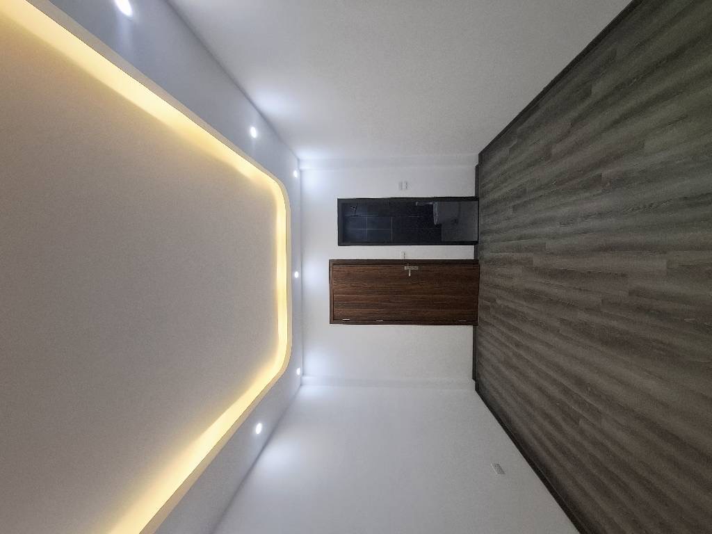 Bán nhà dân xây mới,bê tông cốt thép chắc chắn,đầy đủ công năng và tiện ích sử dụng.