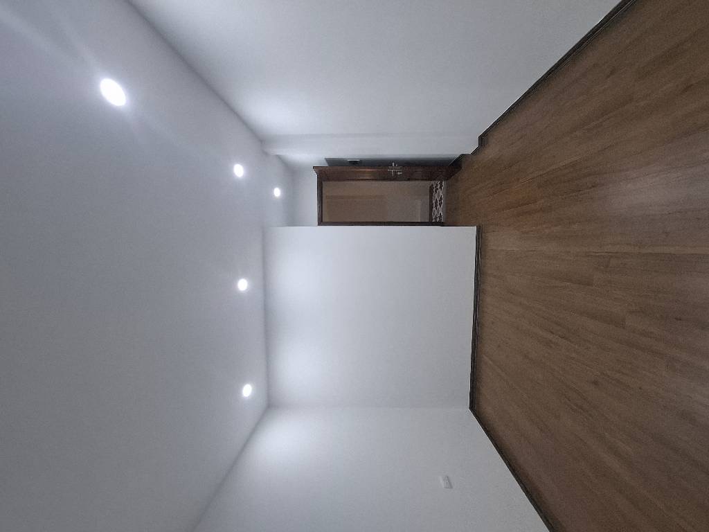 Bán nhà dân xây mới,bê tông cốt thép chắc chắn,đầy đủ công năng và tiện ích sử dụng.