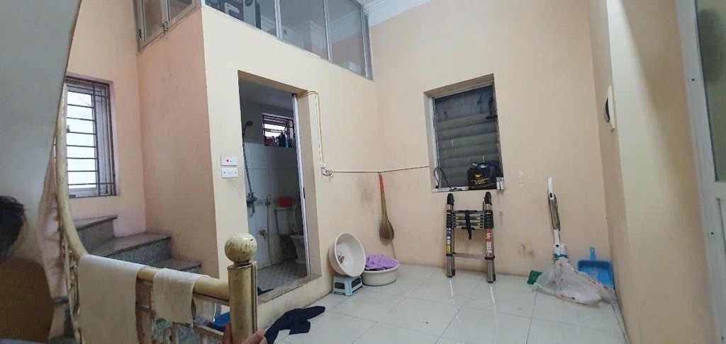 Bán nhà,hàng Đầu Tư,vị trí đẹp,ngõ nông,thông các ngả.