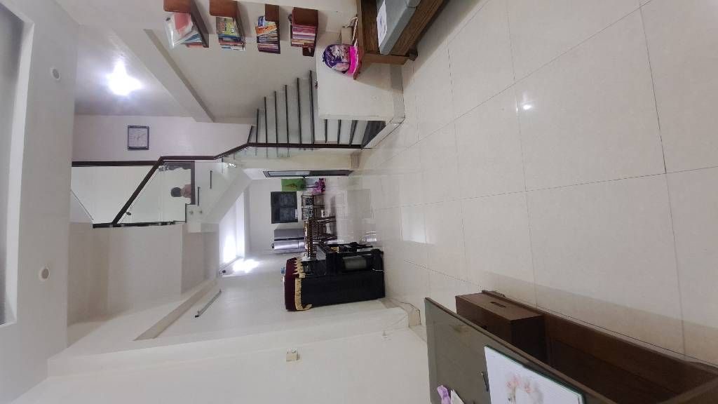 Bán nhà dân xây chắc chắn-Ôtô vào nhà-Tổng Dt sử dụng 69m-4 tầng.