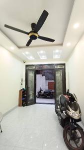 Bán nhà khu vực Long Biên,vị trí giao thông thuận tiện đi các ngả.