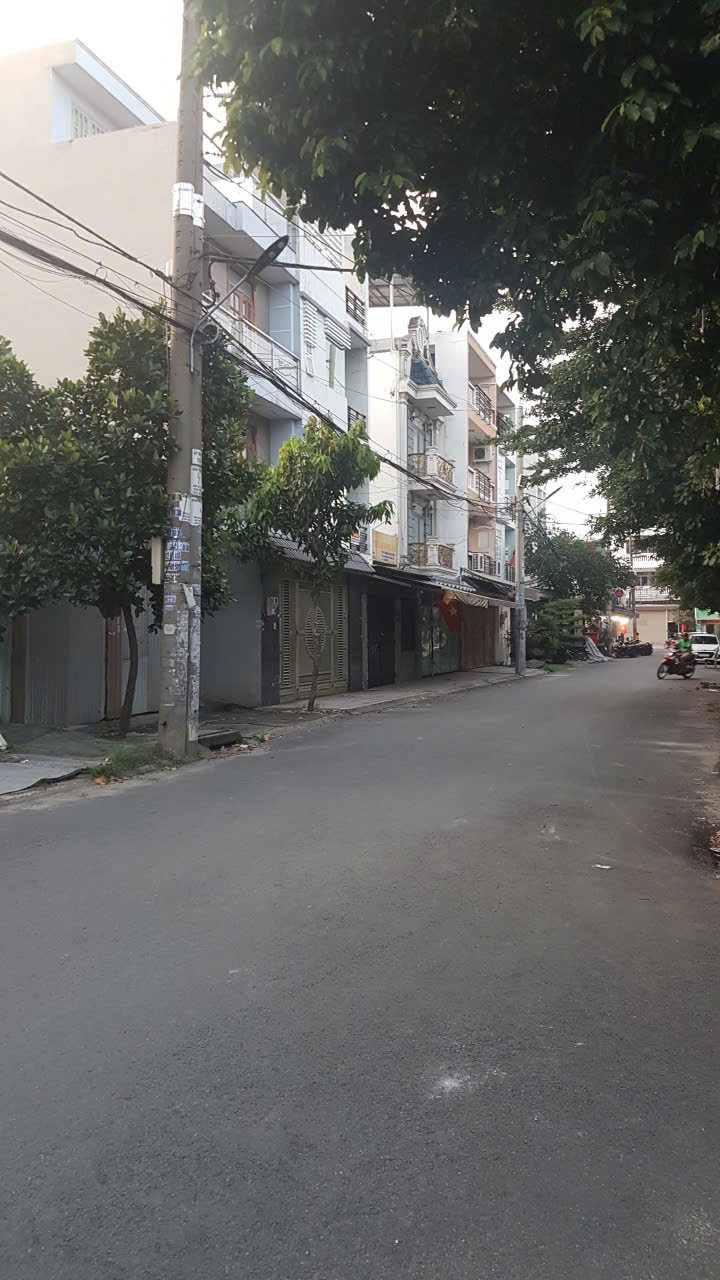 NHÀ 2 MẶT TIỀN, 4 TẦNG LẦU,  DIỆN TÍCH 99M2, NGANG 5.5M,DÀI 18M, GIÁ TỐT CHỈ 8 TỶ.