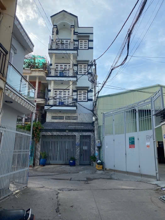 CHỦ ĐỊNH CƯ CẦN BÁN GẤP ĐƯỜNG HÀ HUY GIÁP QUẬN 12 – KẾT CẤU BTCT - NGANG 5M - DÀI 23M – GIÁ NHỈNH- 7,5 TỶ