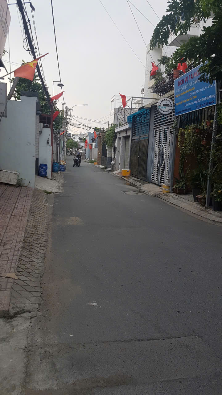 CHỦ CẦN BÁN GẤP , NHÀ NGAY KHU DÂN CƯ BẢO ANH PHƯỜNG THẠNH LỘC QUẬN 12,  DIỆN TÍCH 50.8M2 , GIÁ SIÊU TỐT 5.25 T