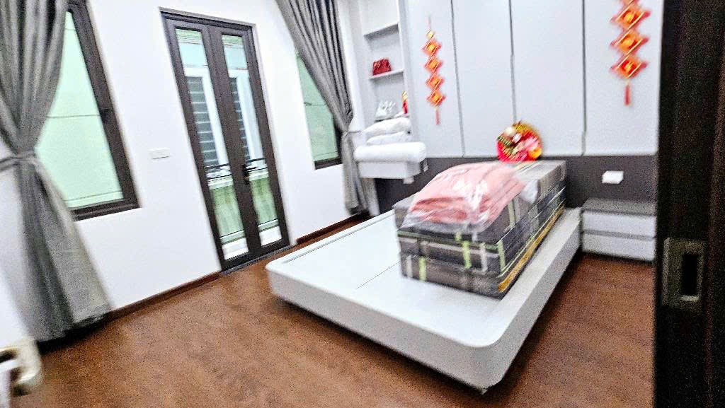 Bán Nhà Xuân Thủy