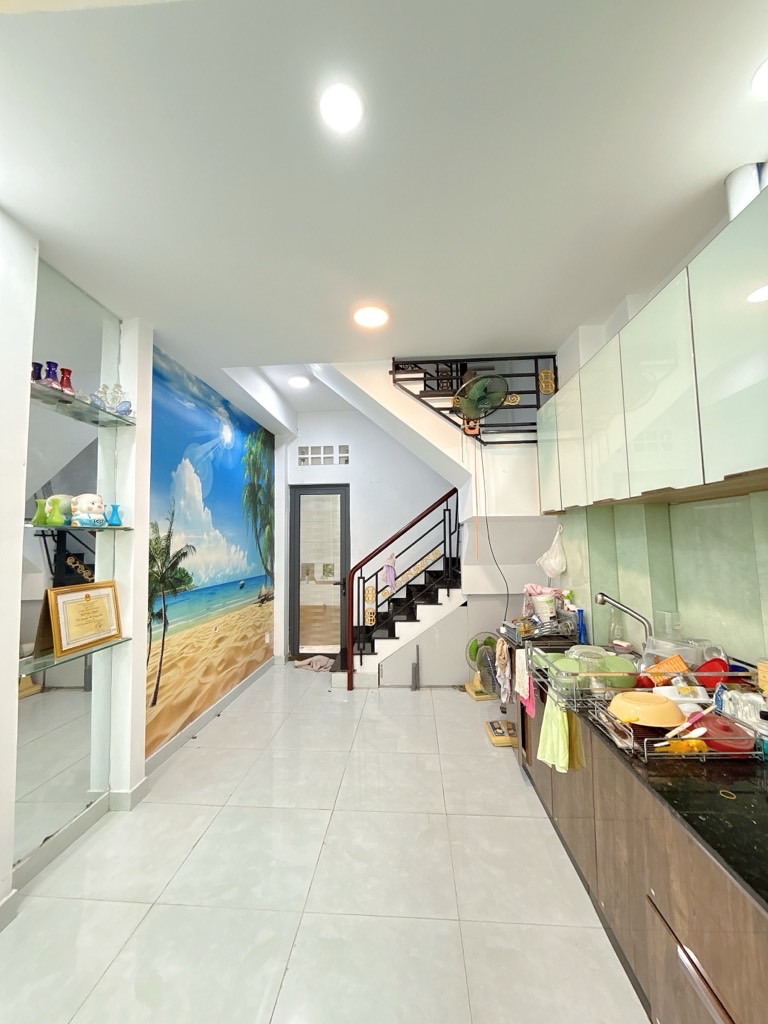 NHÀ HẺM XE HƠI - NGUYỄN HIỀN, P4,Q3 - HẺM XE HƠI - GIÁ 8 TỶ