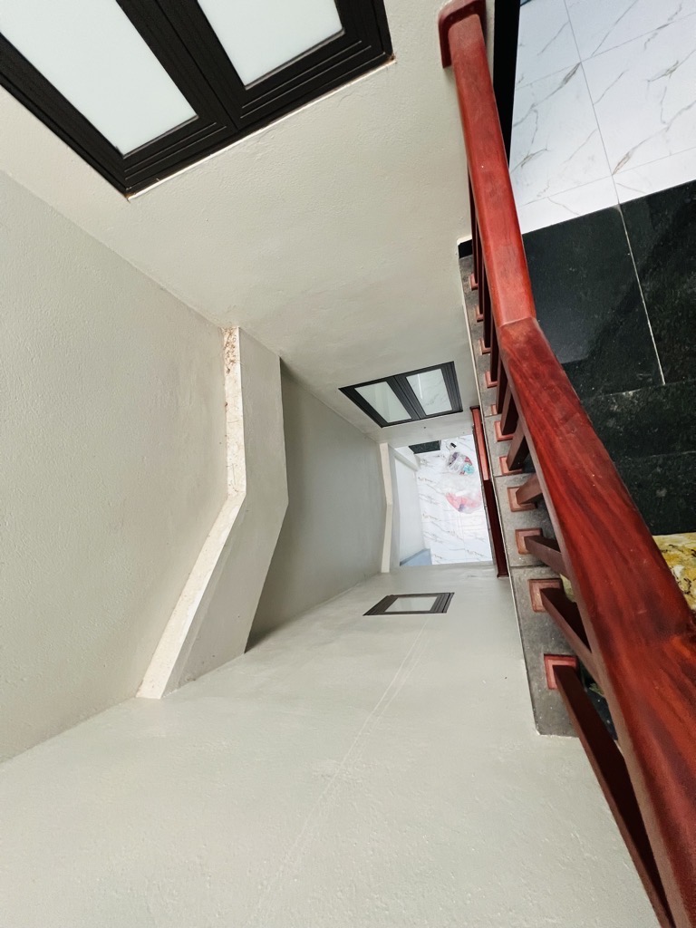 Bán nhà thổ cư