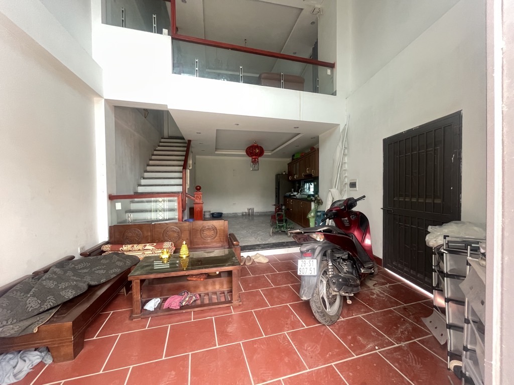 Bán nhà thổ cư