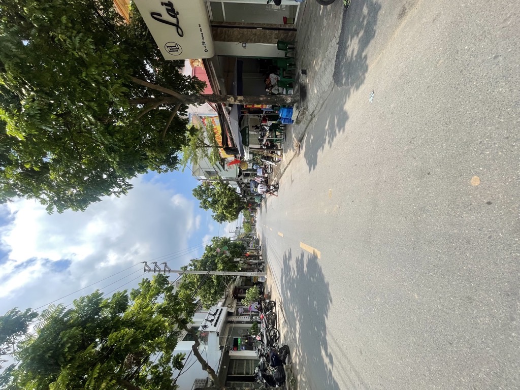 Bán nhà thổ cư