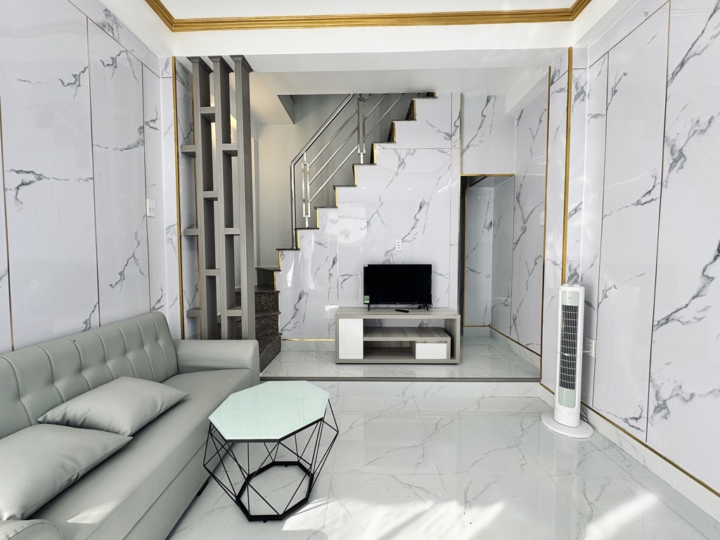 NHÀ MỚI XÂY CHỈ 4,980 TỶ, NGAY CẠNH ĐẦM SEN QUẬN 11, 18M2 MẶT TIỀN HẺM 8M