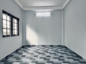 NHÀ MỚI XÂY CHƯA TỚI 5 TỶ, SAU LƯNG ĐẦM SEN QUẬN 11, 18M2 MẶT TIỀN HẺM 8M