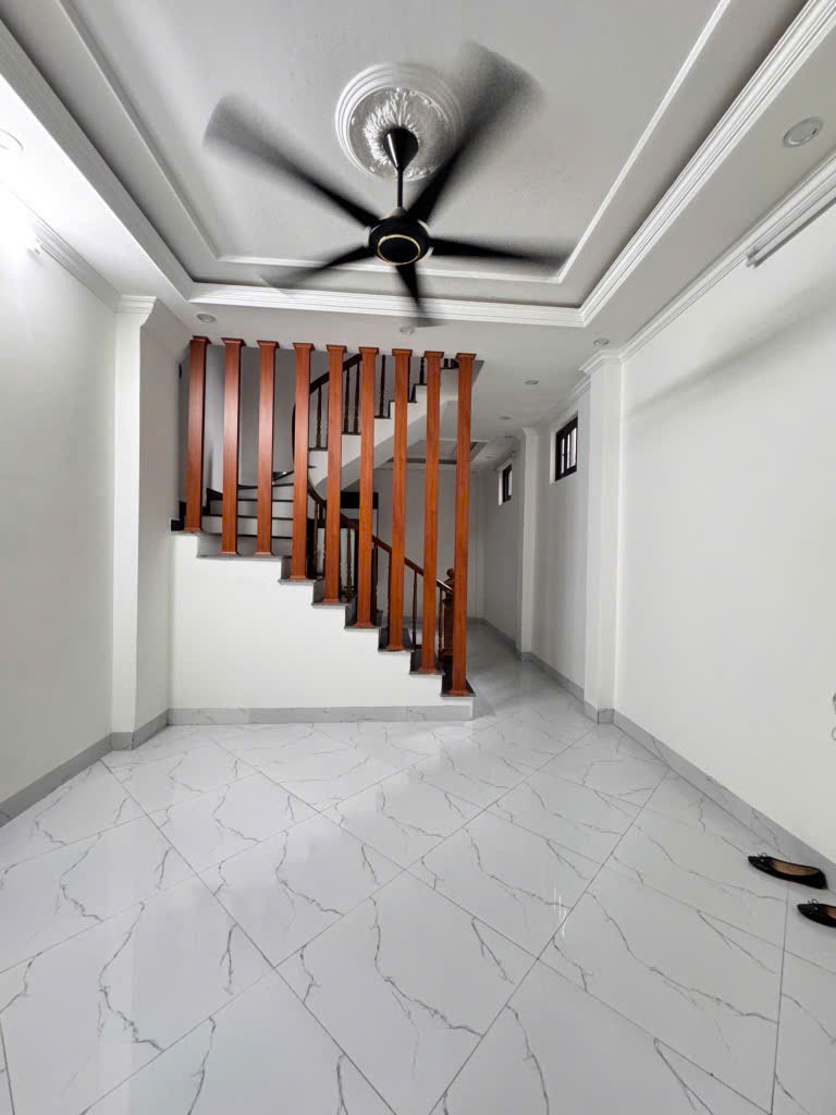 NHÀ DÂN XÂY - 4 TẦN CHẮC CHẮN - VỊ TRÍ THUẬN TIỆN