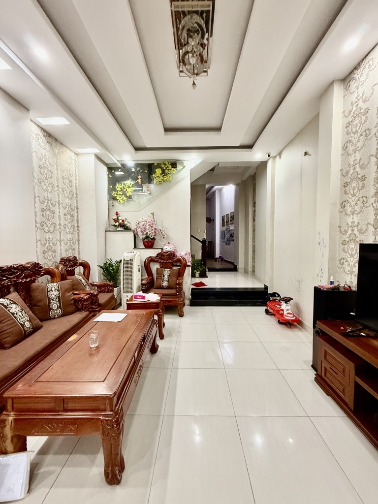 Bán nhà đẹp ở ngay - 2 tầng - 3tỷ