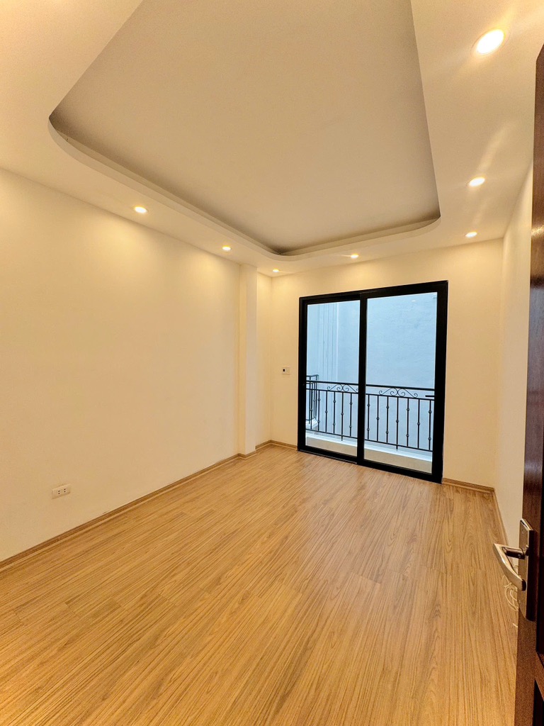 Bán đất 42m2, tdp Kiên quyết, Tiến Thành, 5 tầng, lô góc, giá 6 ty