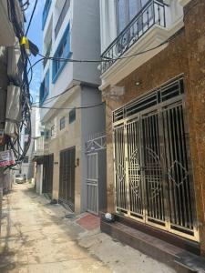 Bán nhà 33m2, 5 tầng, giá 5.2 tỷ, ở Hữu Hòa, Hà đông