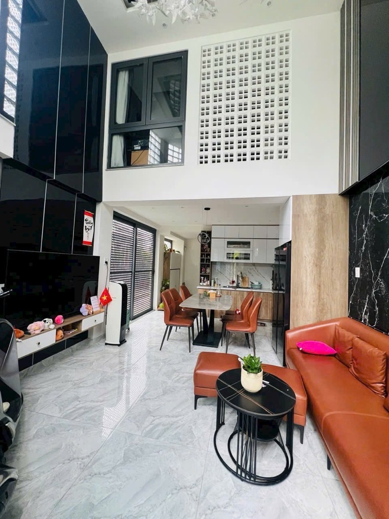 BÁN NHÀ ĐƯỜNG SỐ NGUYỄN THỊ THẬP, NGAY CHỢ TÂN MỸ , 4x22, CHỈ 11.5 TỶ.