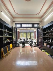 CHUYỂN CÔNG TÁC CẦN BÁN GẤP CĂN NHÀ ĐẸP, TÂN PHONG, QUẬN 7, 92 M2, CHỈ 14.5 TỶ