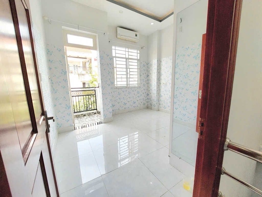 CHÀO GIÁ MỚI 4 TỶ 150 – NHÀ 3 TẦNG KIÊN CỐ, Ở NGAY  Đường Nguyễn Thị Thập, P. Bình Thuận, Quận 7