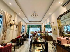 NHÀ HẺM XE HƠI 8M TRẦN HUY LIỆU – 3 TẦNG BTCT – DT 4.2X18 – GIÁ RẺ NHỈNH 13 TỶ