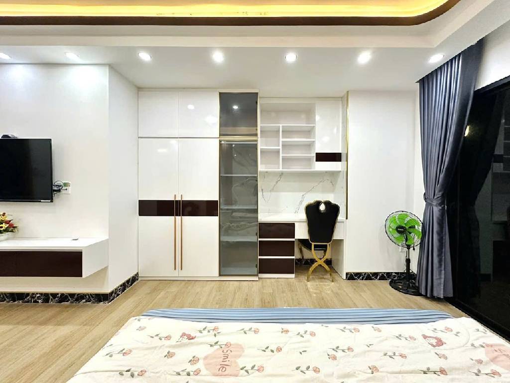 HXH TRẦN QUANG DIỆU ĐỖ CỬA 13.4TỶ - 5 TẦNG MỚI KENG - FULL NỘI THẤT CAO CẤP - THANG MÁY XỊN XÒ