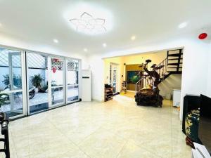 BÁN NHÀ HẺM XE TẢI - SÁT MẶT TIỀN BÌNH ĐÔNG - QUẬN 8 - 60M2 - TẶNG FULL NỘI THẤT - HOÀN CÔNG ĐỦ - NHỈNH 6 TỶ.
