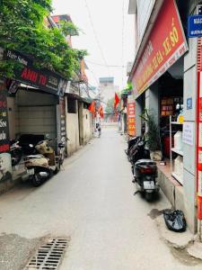 .4 TỶ - LÔ GÓC 2 MẶT TIỀN Ô TÔ ĐỖ CỬA -kinh doanh