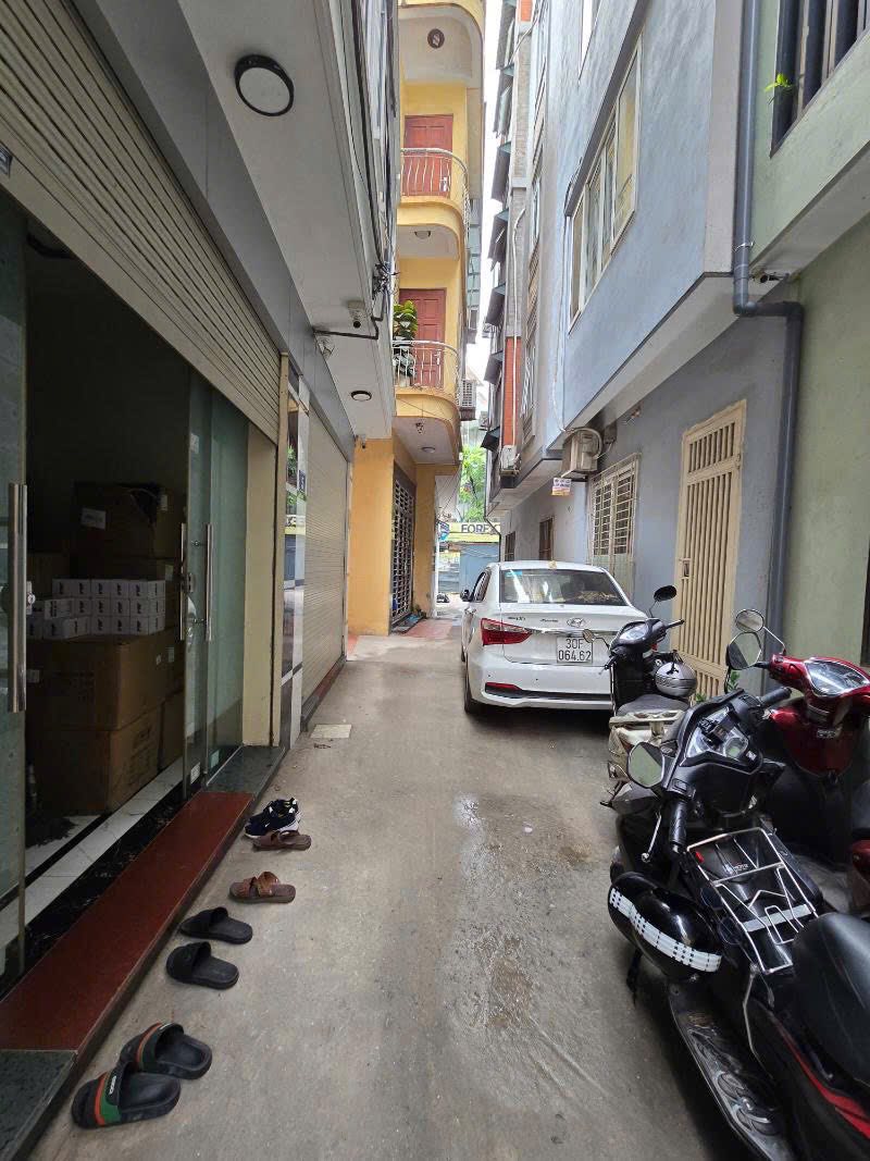 BÁN GẤP NHÀ TÂN MAI-TIỆN ÍCH NGẬP TRÀN