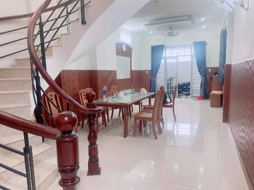 BÁN NHÀ 3 TẦNG - Khu Vip Hiệp Bình Chánh, Ven Sông - 106m2( 6.5x16) - Chỉ 8.8 tỷ