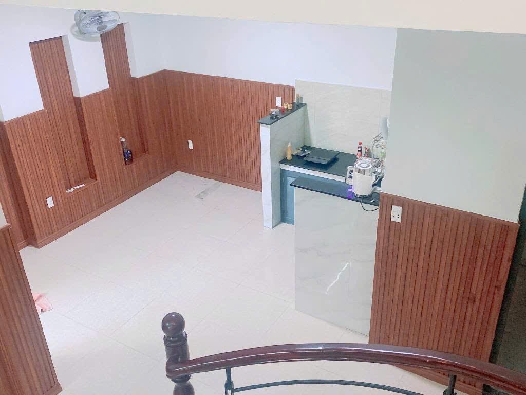 BÁN NHÀ 3 TẦNG - Khu Vip Hiệp Bình Chánh, Ven Sông - 106m2( 6.5x16) - Chỉ 8.8 tỷ