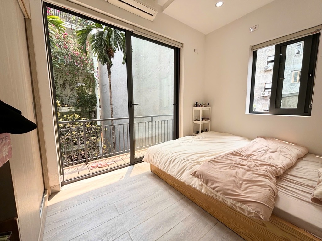 Chính Kinh 44m2 7 tầng 10 ngủ, sẵn cho thuê,sẵn sổ