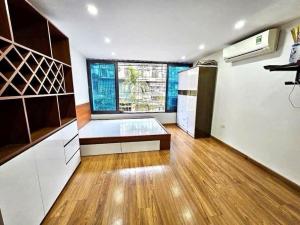 Bán tập thể Thanh Xuân Bắc, 45m2, sổ đỏ, ở luôn giá 2,25 tỷ