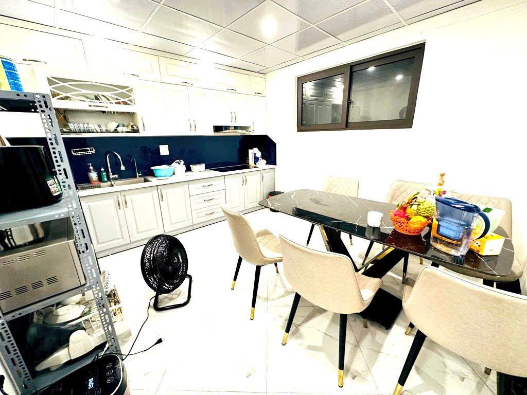 CHÍNH CHỦ NHỜ BÁN NHÀ ĐẸP HỒ MAI ANH TUẤN-VỊ TRÍ SIÊU HIẾM NHÀ BÁN