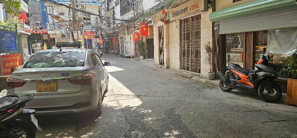 SIỂU PHẨM QUÔC TỬ GIÁM-NHÀ KIÊN CỐ NỘI THẤT GỖ LIM NAM PHI  GIÁ CHỈ  9TỶ999