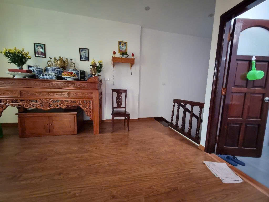 NHÀ ĐẸP HÀO NAM 45M x 5T Ở RÂT THÍCH-NGÕ THÔNG THOÁNG GIÁ NHỈNH 7TỶ