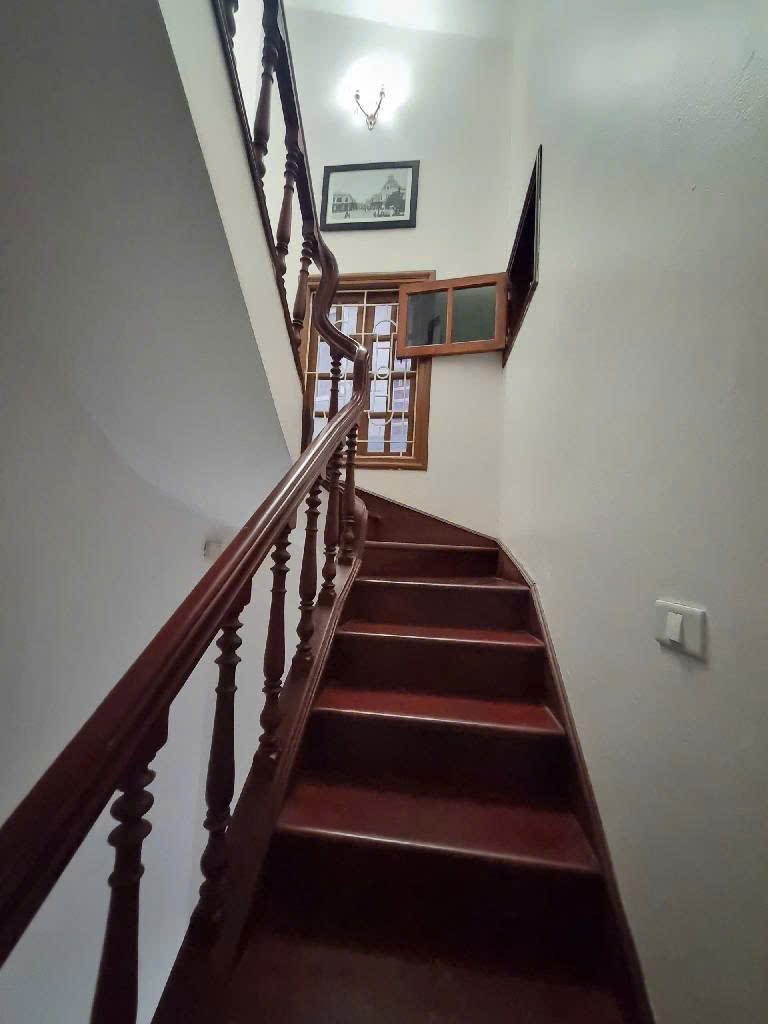 NHÀ ĐẸP HÀO NAM 45M x 5T Ở RÂT THÍCH-NGÕ THÔNG THOÁNG GIÁ NHỈNH 7TỶ