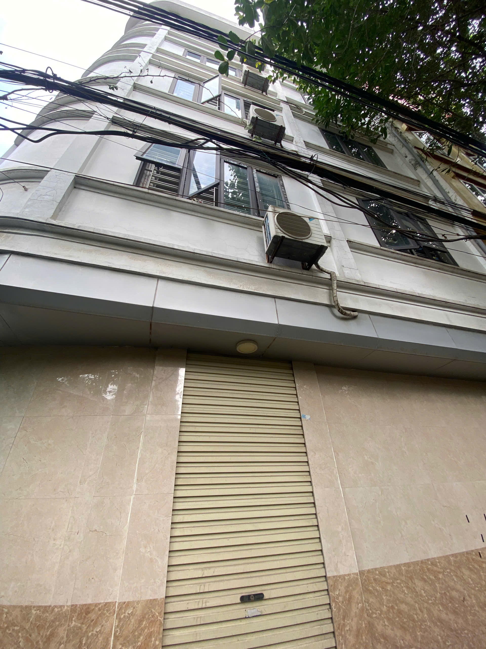 BÁN NHÀ ĐẸP PHỐ HÀO NAM – 45m² x 5 TẦNG – CHỈ 7,56 TỶ