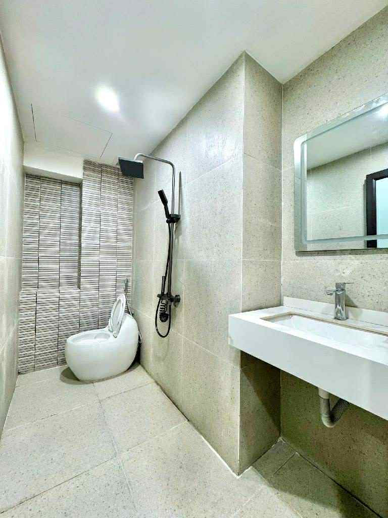 Bán gấp nhà 5 tầng ngọc hồi thanh trì giá 6 tỷ