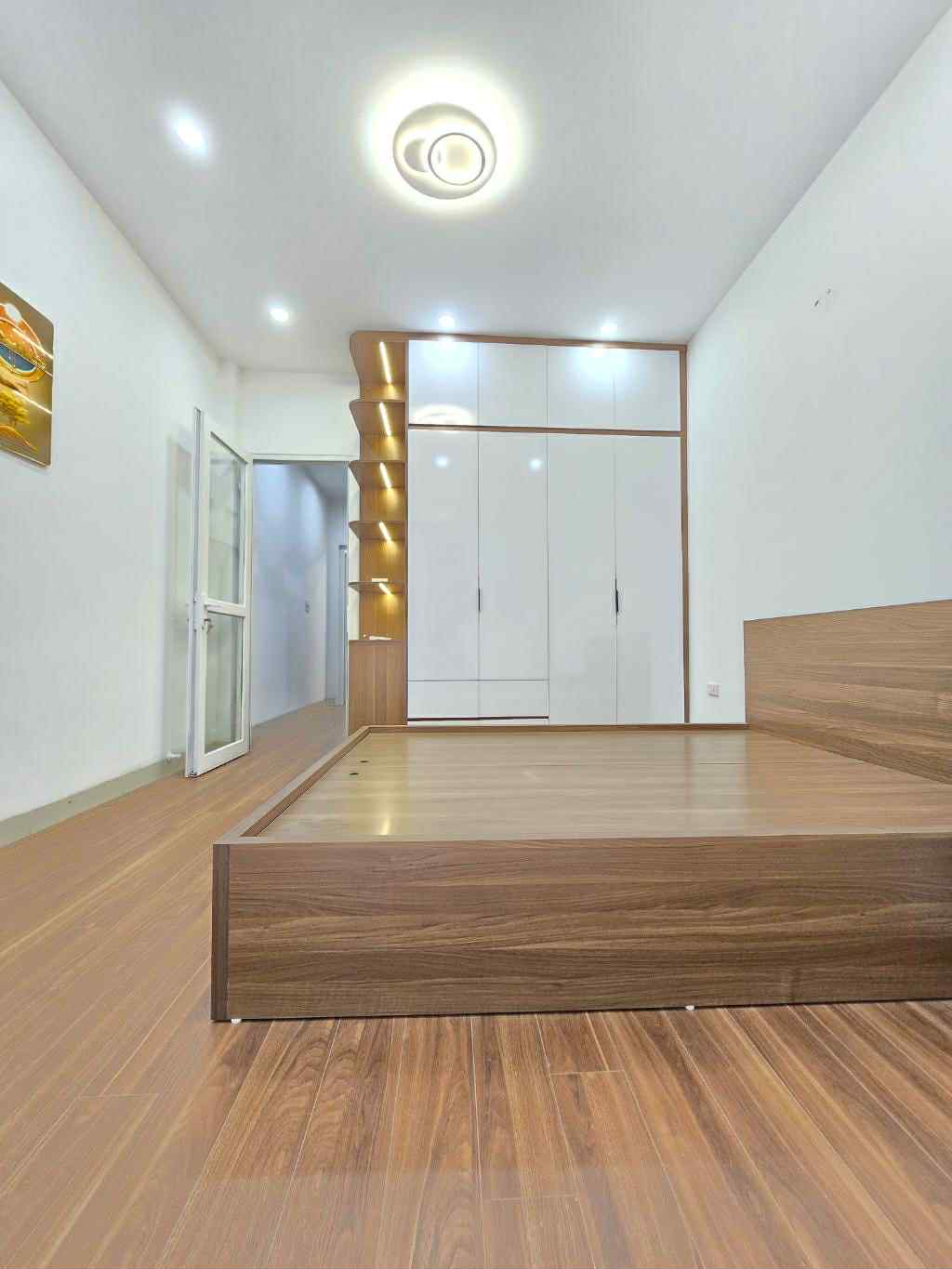 Bán gấp nhà Đại Kim Hoàng Mai 4 tầng 36m2 giá 8 tỷ