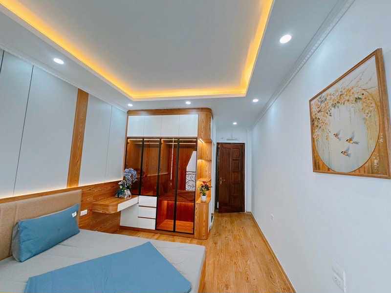 Bán gấp nhà Đại Đồng Hoàng Mai 36m2 5 tầng giá 8 tỷ