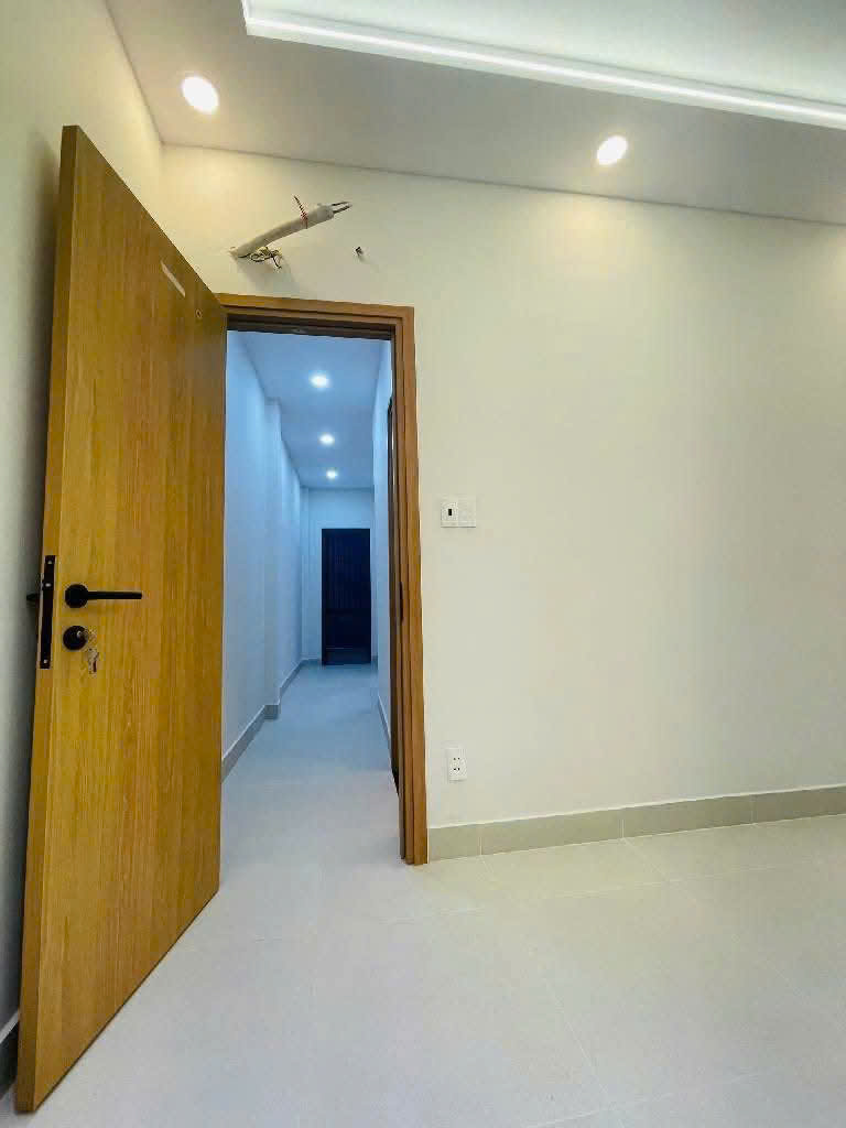 BÁN NHÀ MỚI ĐẸP THỦ ĐỨC TẶNG FULL NỘI THẤT CAO CẤP