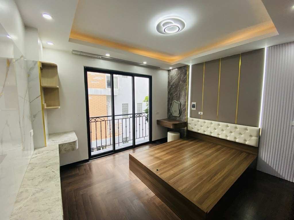 BÁN NHÀ 6 TẦNG THANG MÁY LÔ GÓC TỨ HIỆP, KHU ĐÁNG SỐNG TẠI THANH THANH TRÌ. CHỈ NHỈNH 10 TỶ CÓ THƯƠNG LƯỢNG