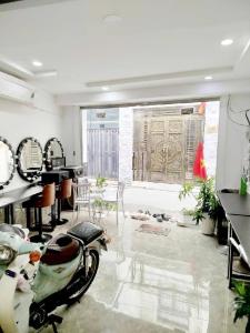 BÁN NHÀ TÁI THIẾT, TÂN BÌNH, 3 TẦNG, DT 4x11, HẺM RỘNG, GIÁ 5.8 TỶ