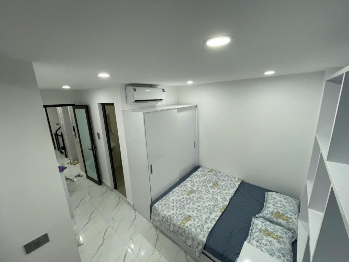 Bán toà chung cư mini 6 tầng full nội thất mặt tiền khủng