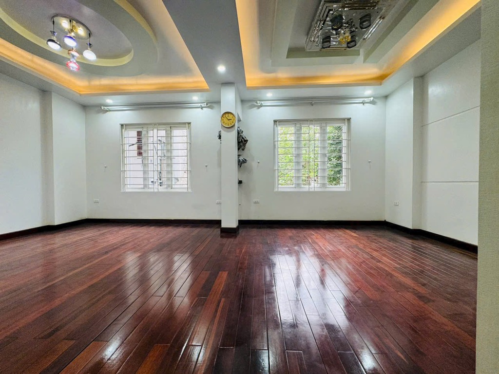 Giảm ngay 400tr so với giá cũ bảo đảm rẻ nhất khu vực nhà đi 50m là ra Xã Đàn