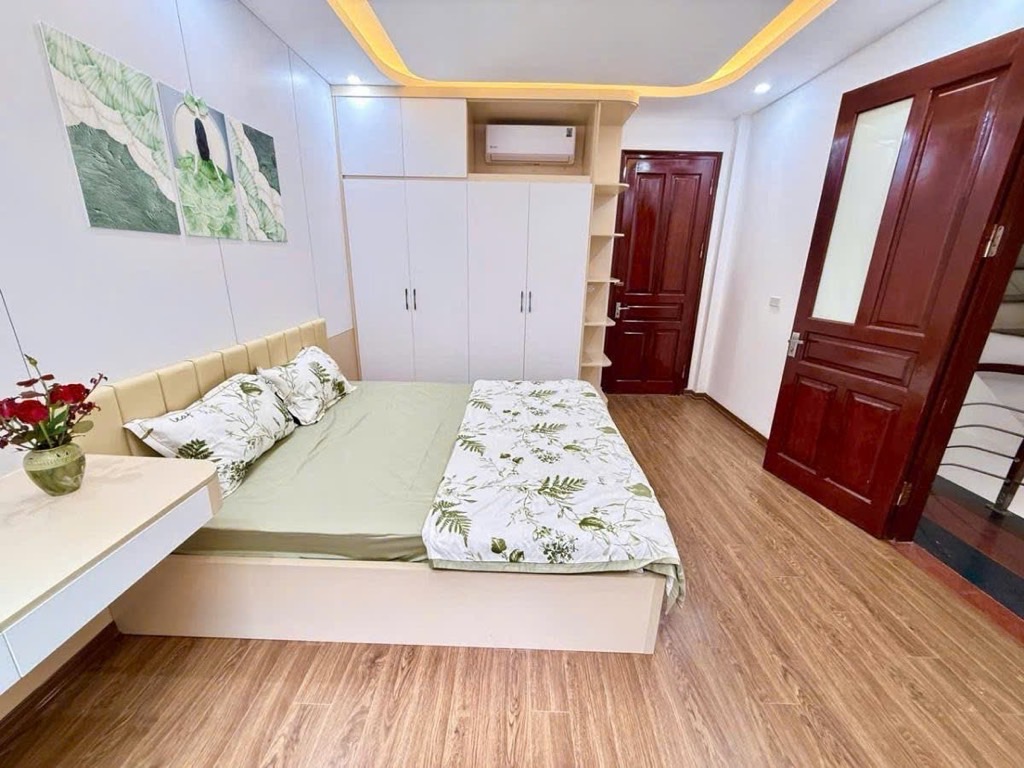 Nhà mới trung tâm đống đa, ngày ngã tư sở, vài bước ra oto, full Nội thất ở ngay