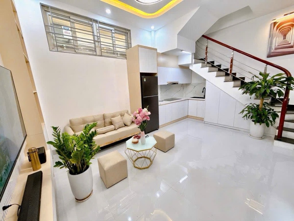 Nhà mới trung tâm đống đa, ngày ngã tư sở, vài bước ra oto, full Nội thất ở ngay