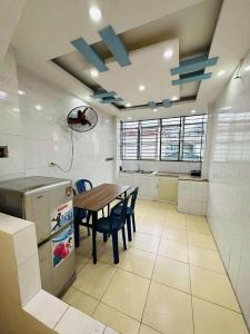 giảm 150tr chủ cần bán gấp- nhà lô góc mặt tiền đẹp , thoáng sáng ,an ninh tốt