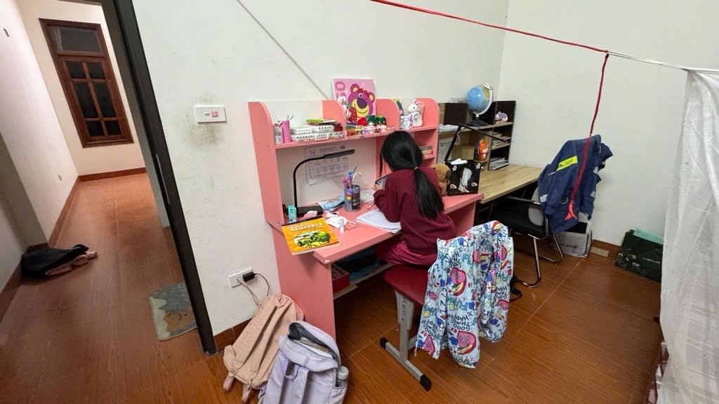  Bán nhanh nhà 2,5 tầng đẹp – vị trí cực kỳ thuận tiện gần QL3, trường học và khu đô thị Nguyên Khê