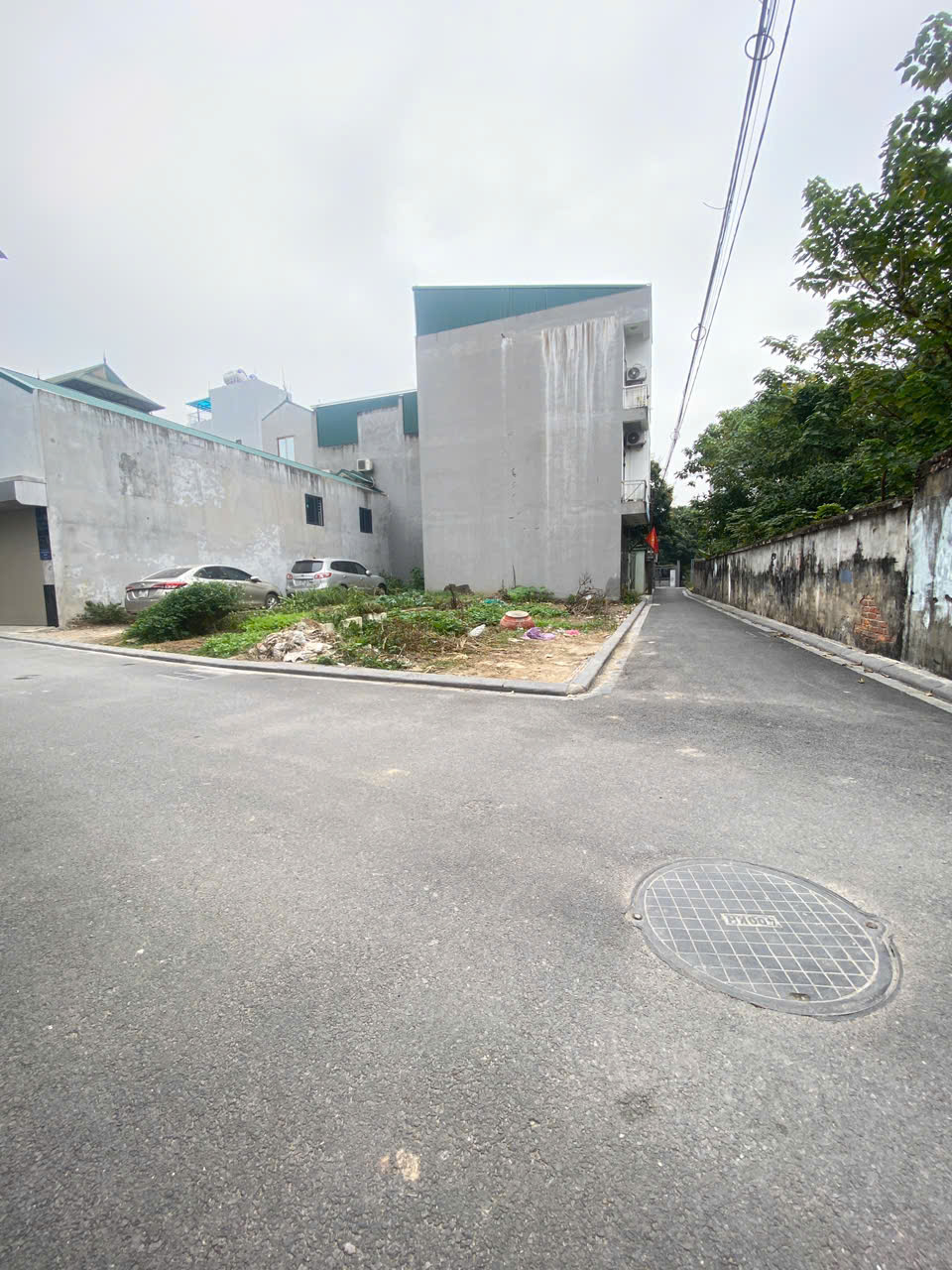 SIÊU PHẨM LÔ GÓC, 2 THOÁNG, Ô TÔ TRÁNH. GIÁ CẮT LỖ SÂU